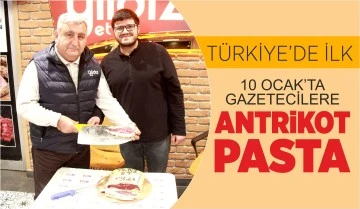 Türkiye’de Bir İlk!  Gazetecilere Antrikot Pasta