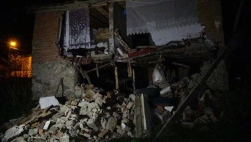 Yozgat’ta 200’ün üzerinde ev ve ahırda hasar oluştu