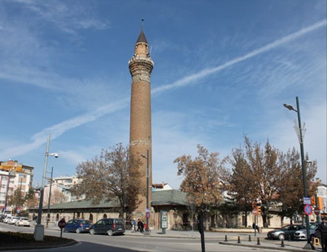 Tarihi minare zarar görmeyecek 