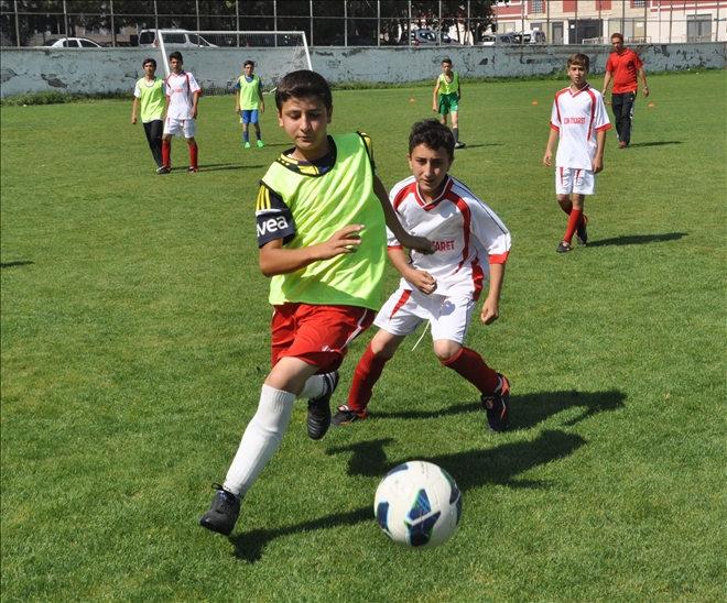 Ahmet Ayık Spor Lisesine  futbol bölümü açılıyor