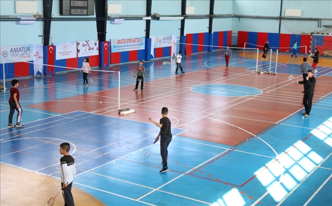 Okullar Arası Badminton Bugün Başlıyor