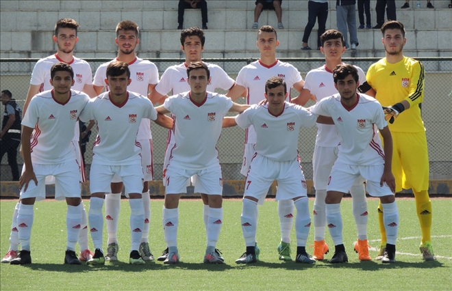 Sivasspor, Mağlubiyetle Başladı