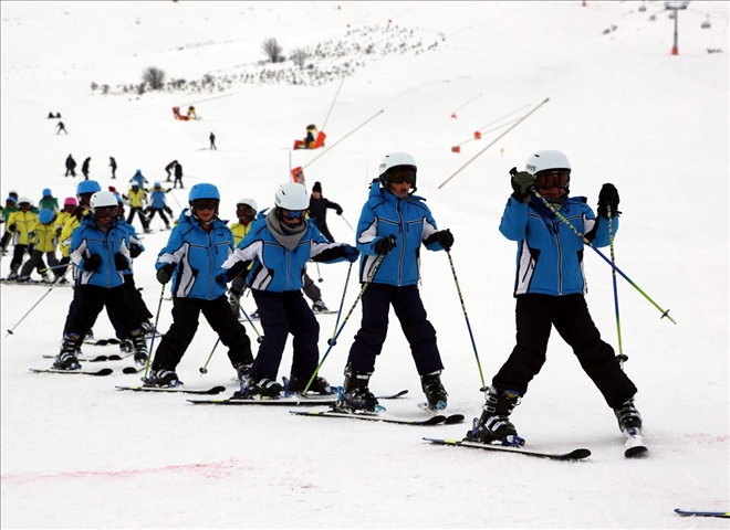 Okullar Kayakta Yarışacak