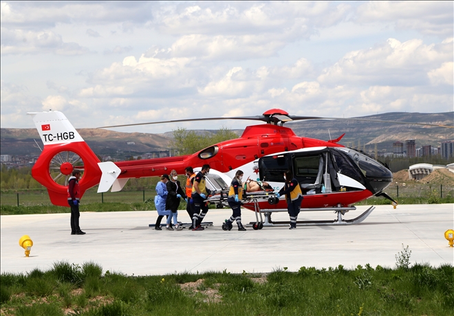 İş Kazası Geçiren İşçiye Ambulans Helikopter--Video