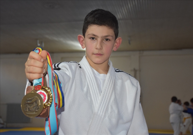 Judo Mert Efe´nin Hayatını Değiştirdi