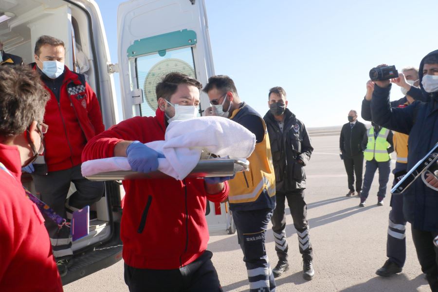 Uçak Ambulansla İstanbul’a Sevk Edildi