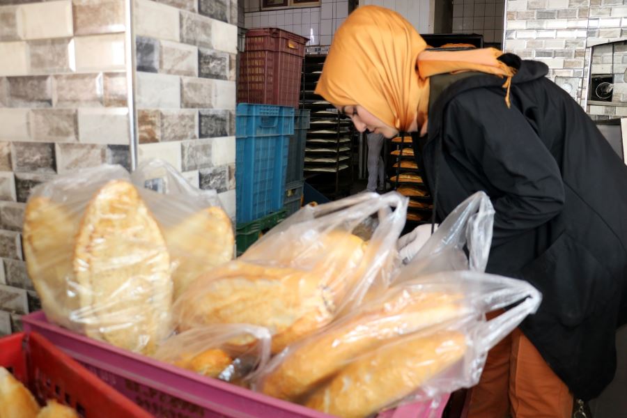 5 Bin Ekmek Ücretsiz Olarak Dağıtılıyor