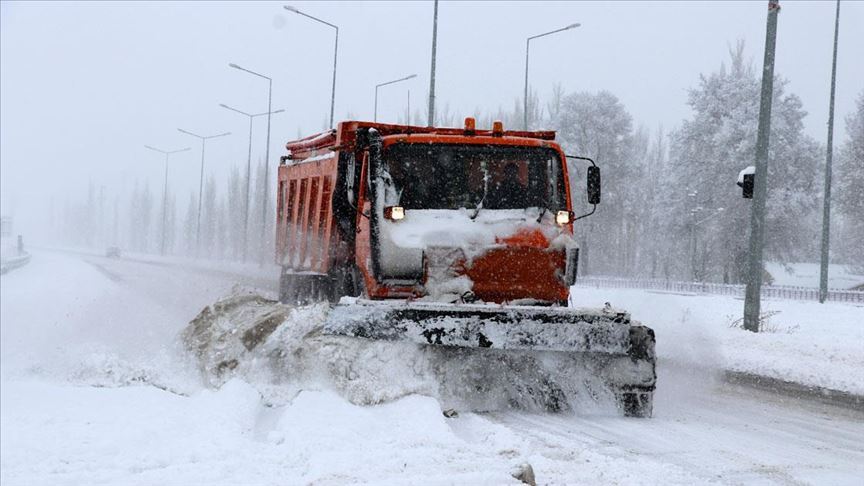 Kar Nedeniyle 71 Köy Yolu Ulaşıma Kapandı