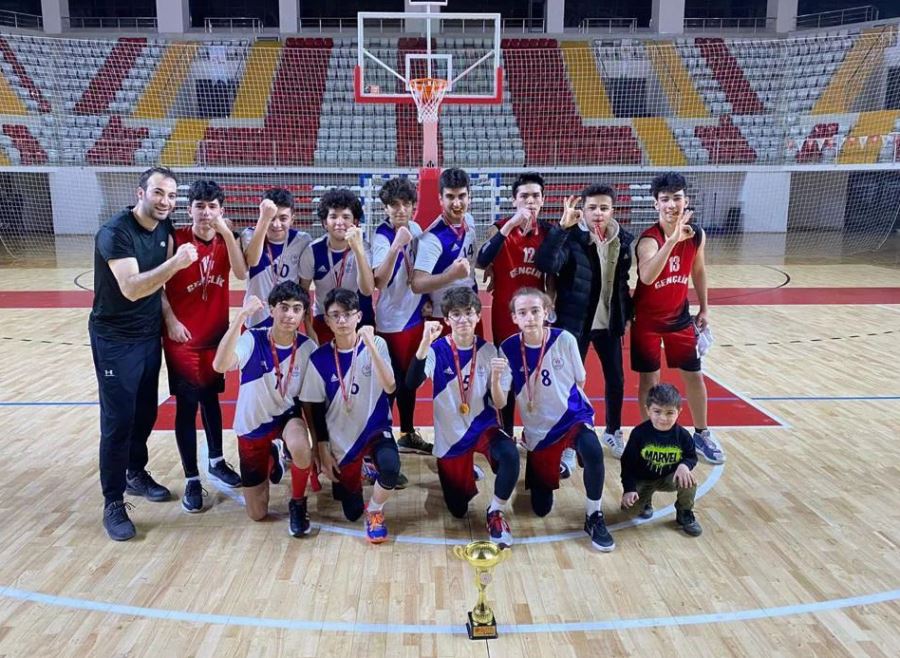 Potada Şampiyon Sivas Gençlikspor
