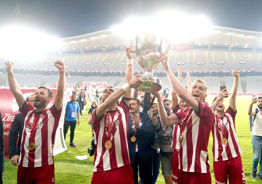 Sivasspor, Üst Üste 3. Kez Avrupa Kupalarına Katılacak