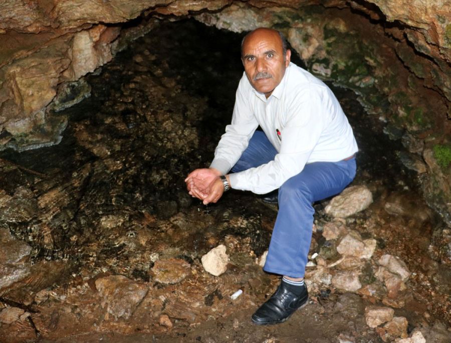İçi Su Dolu Gizemli Mağara Keşfedilmeyi Bekliyor