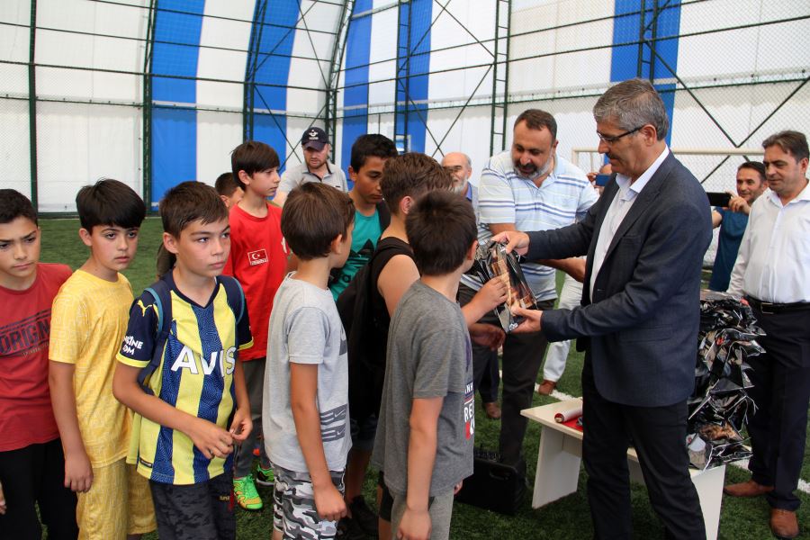 Suşehri'de Kur'an Kursları Arasında Futbol Turnuvası Düzenlendi