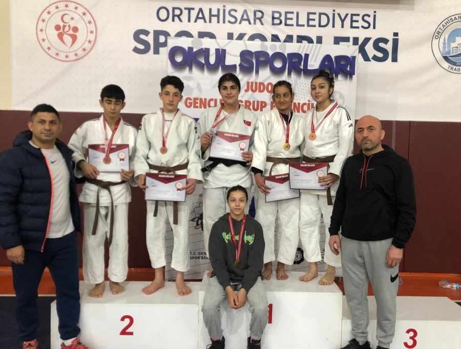 Sivaslı Judocular, Trabzon’dan Derece Yaparak Döndü