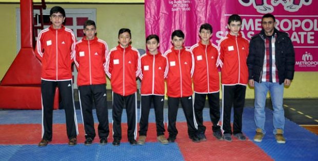 Sivas Karate Takımı Konya Yolcusu